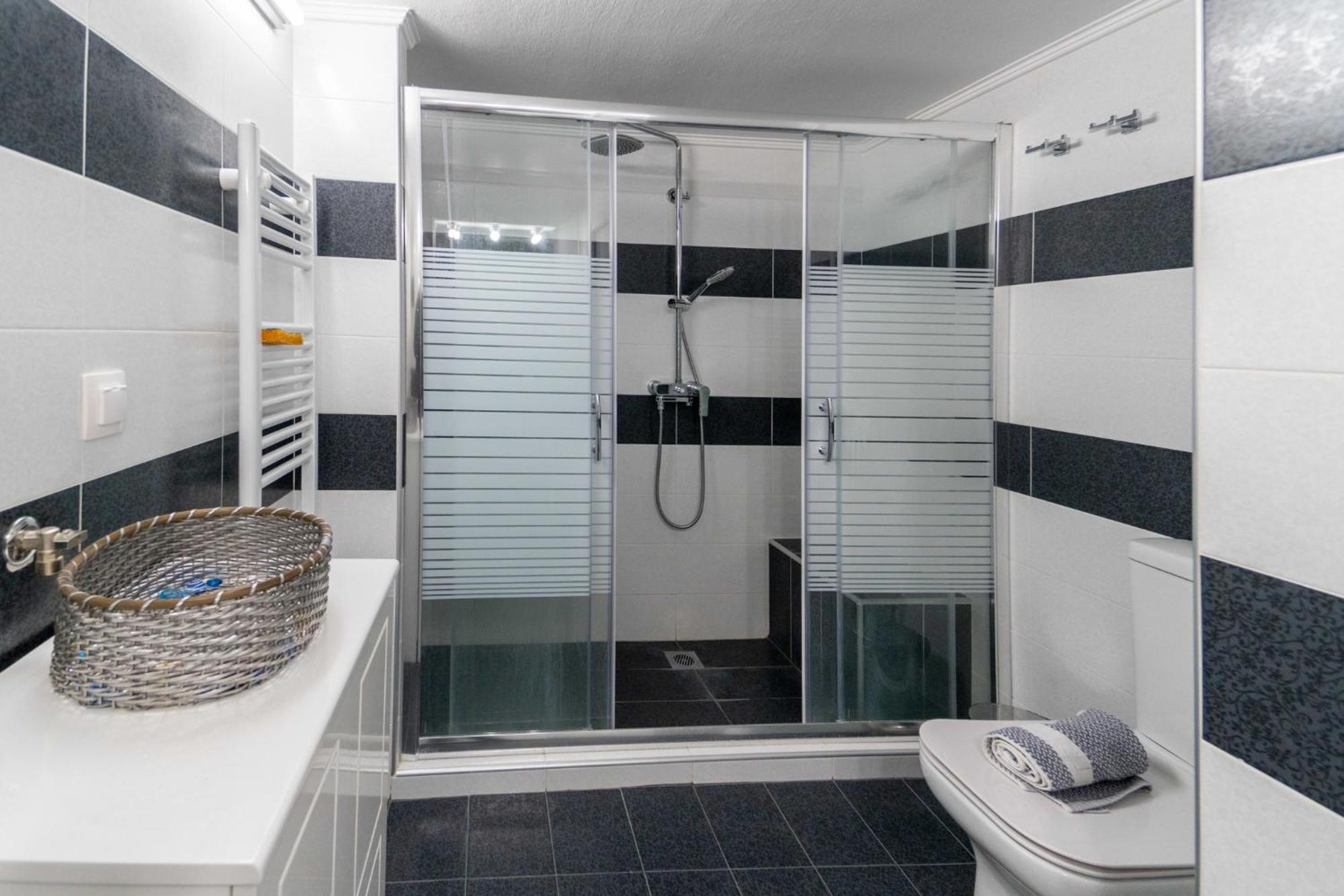 Zennova #5 Antigonidon Square Apartment Thessaloníki Luaran gambar